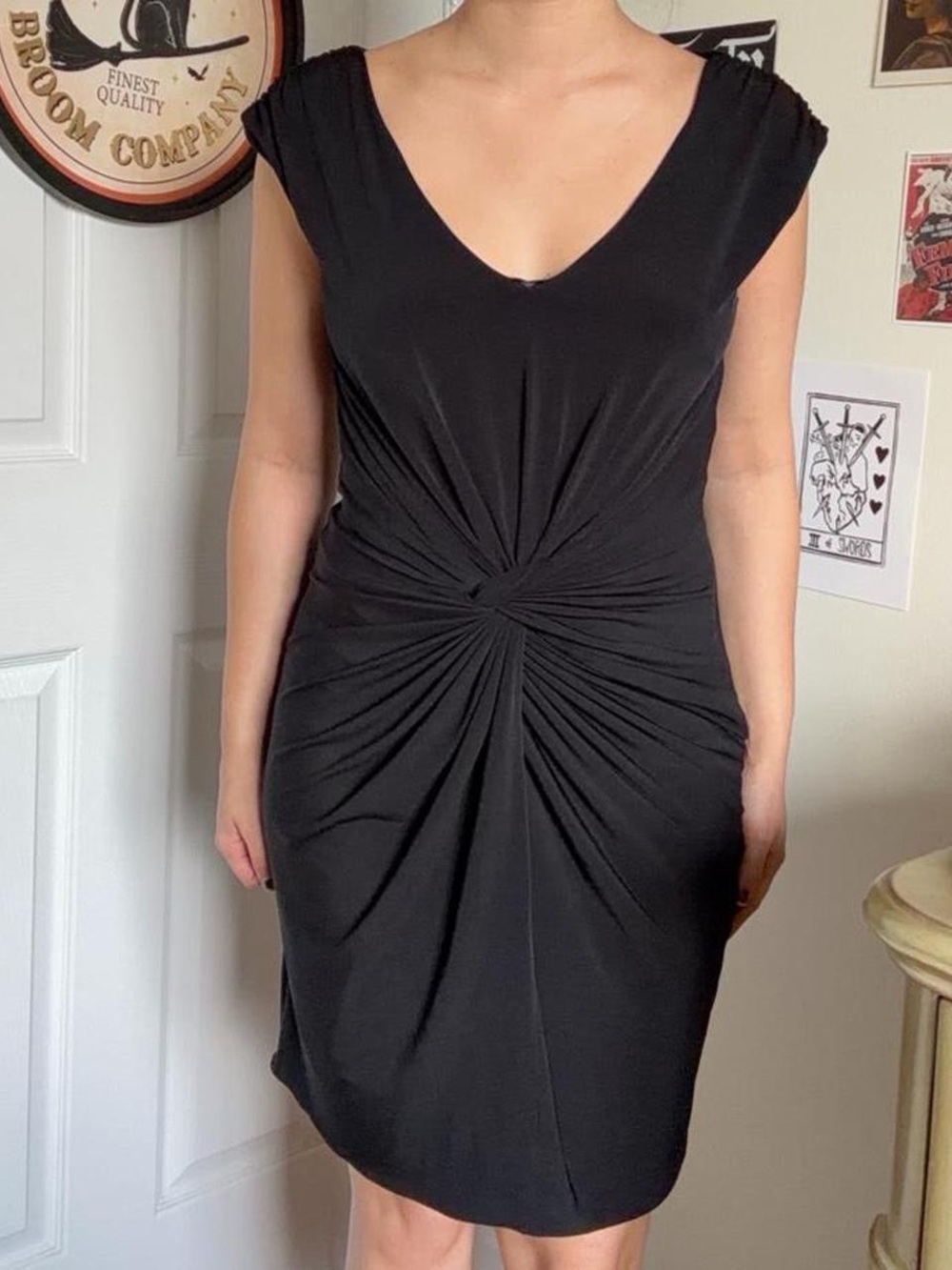 Trina Turk Black Twist-Detail V-Neck Midi Dress